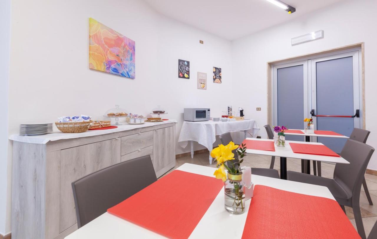 Lupomonaco Rooms Veglie Eksteriør bilde